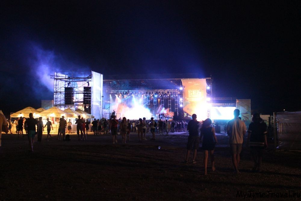 Большая сцена на Sea Dance Festival 2015