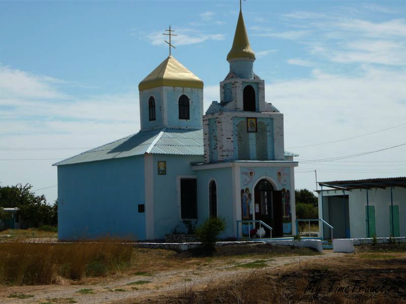 Церковь по дороге к маяку