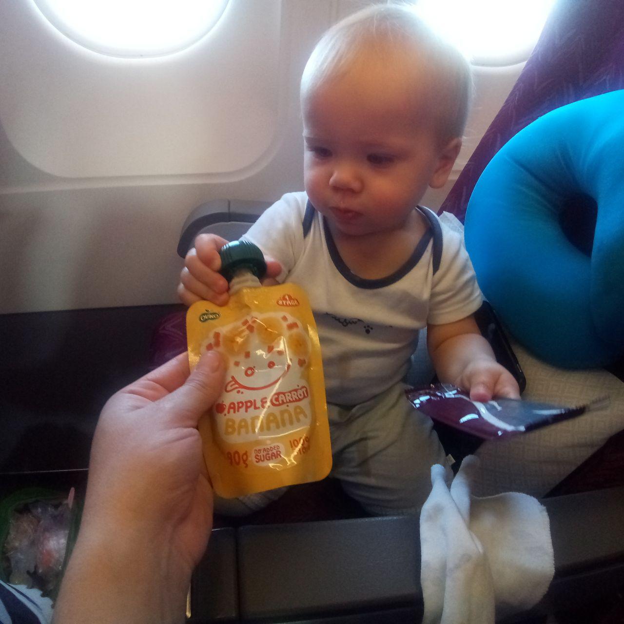Полет на самолете с маленьким ребенком