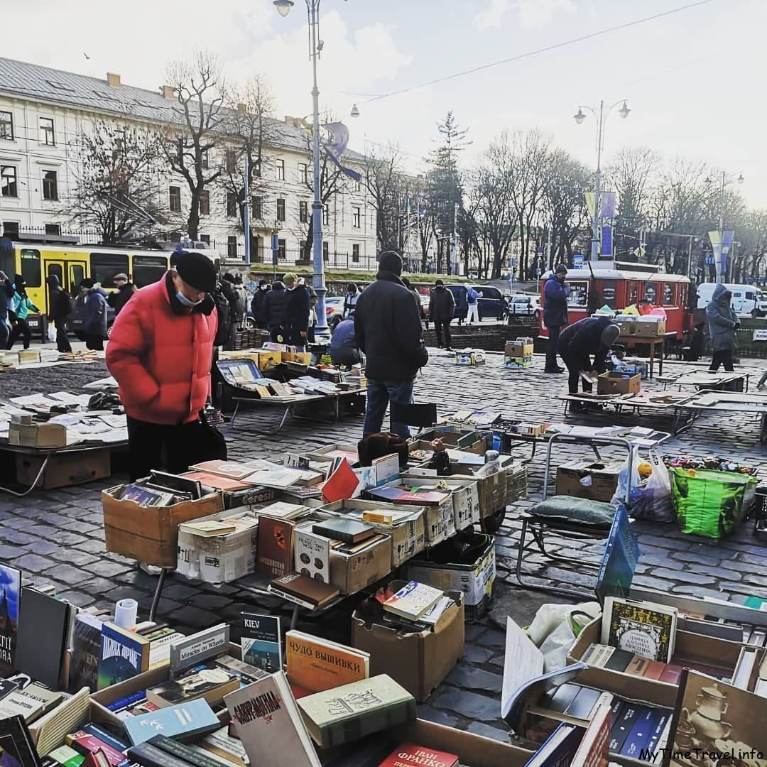 Самая известная барахолка во Львое: где, когда работает?