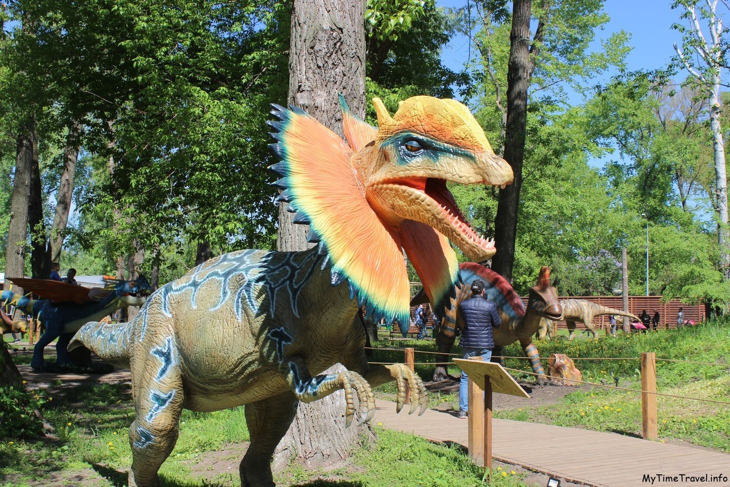 Парк динозавров в Гидропаке