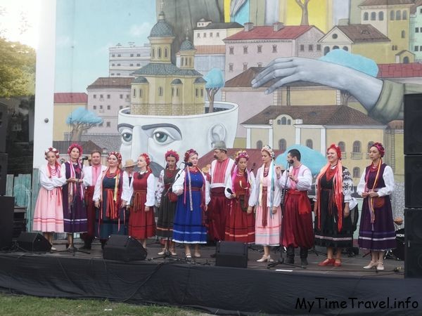 Украинский ансамбль в Киеве